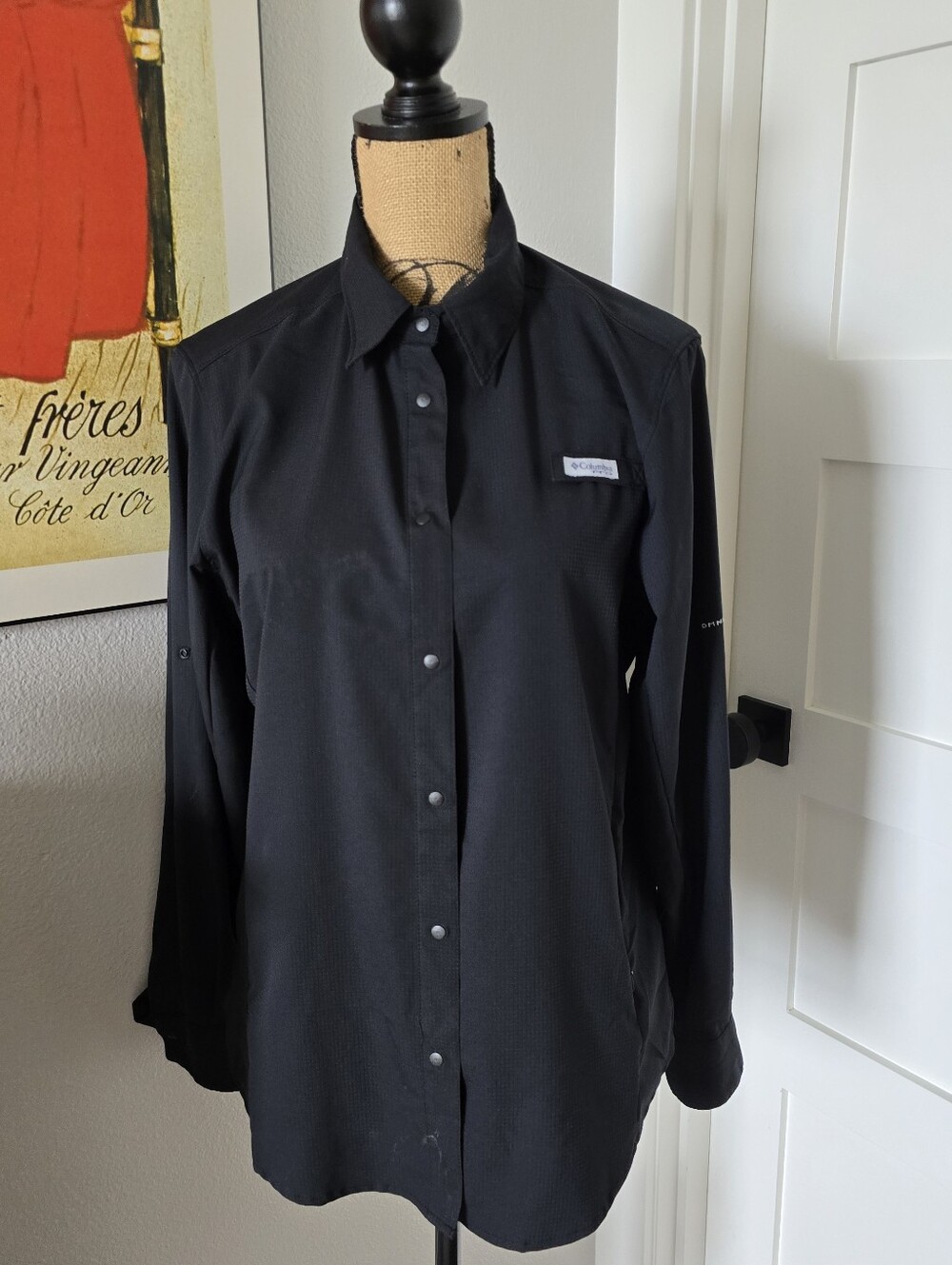 Columbia Snap Up (Tab Roll) Long Sleeve Shirt. EUC. Size Large